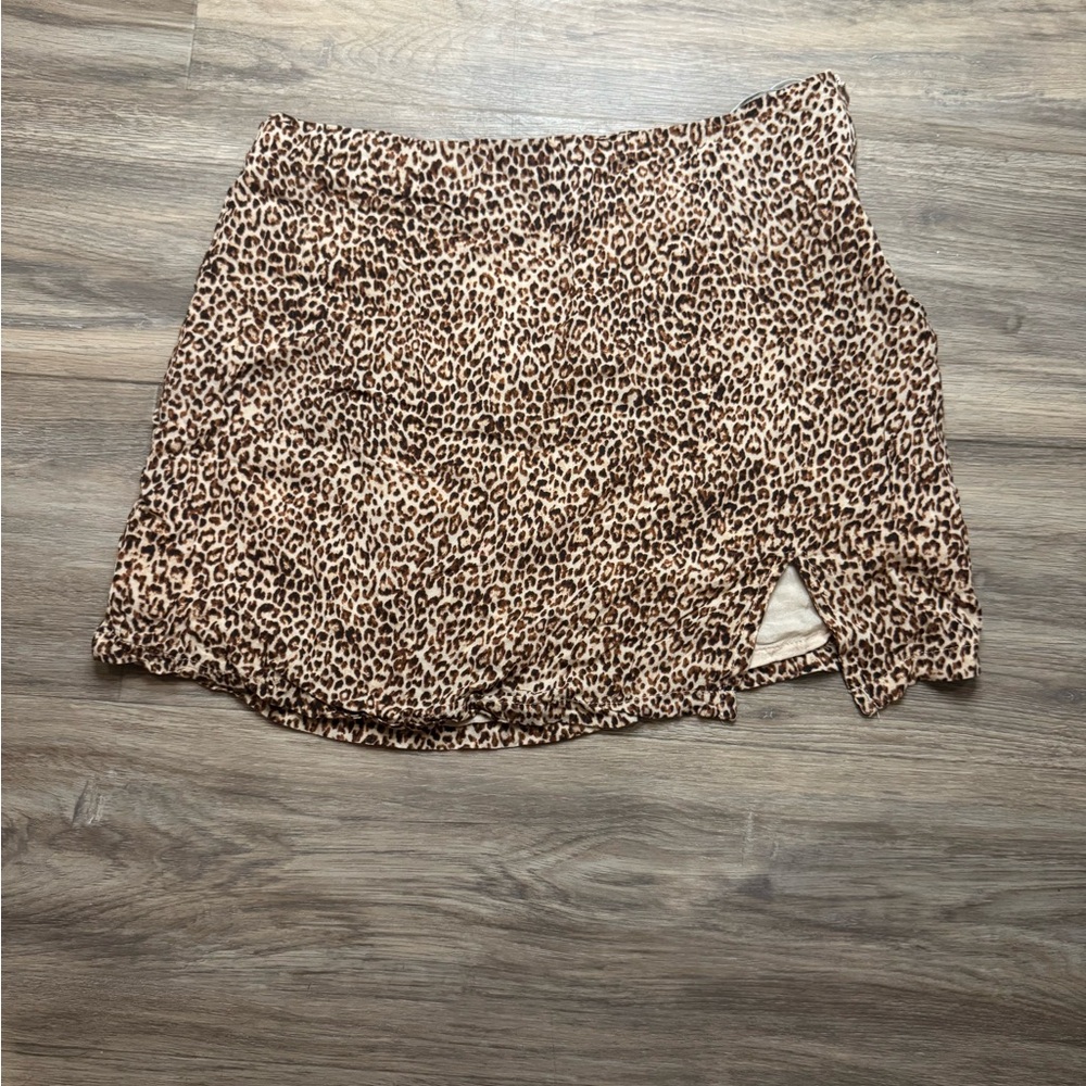 Leopard Print Mini Skirt (S)